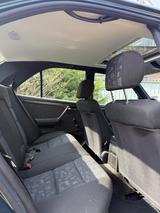 Mercedes-Benz C 180 CLASSIC Classic - Mercedes-Benz C 180: Classic