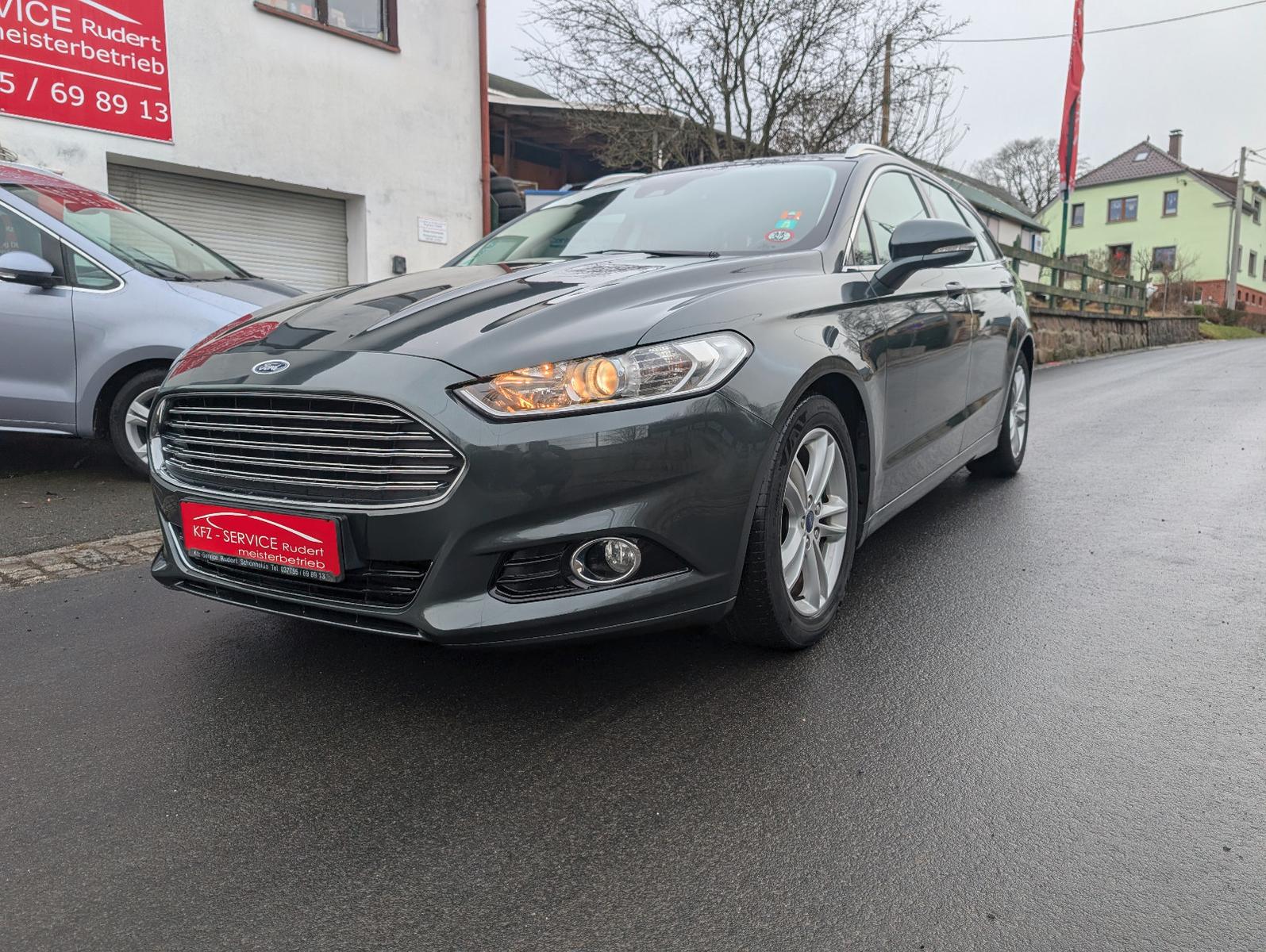 Ford Mondeo Turnier Titanium AWD *8-fach*AHK*4x4*