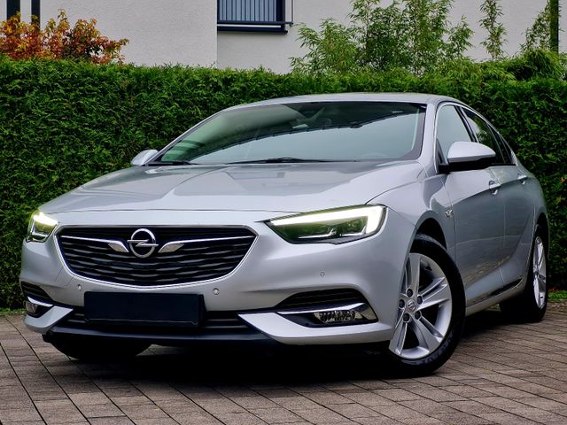 Opel Insignia Grand Sport 170 PS (LED, AHK, 1. Hand)