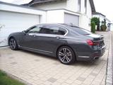 BMW 745Le xDrive M Sportpaket 3xTV/Sky-Lounge/Laser - BMW 745 aus 2021