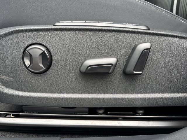 Fahrzeugabbildung Ford Capri 77kWh RWD #Fahrassistenzpaket