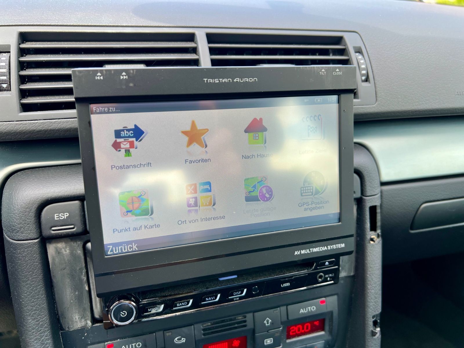 AUDI A4 1.6 AAC SHZ RADIO NAVI USB