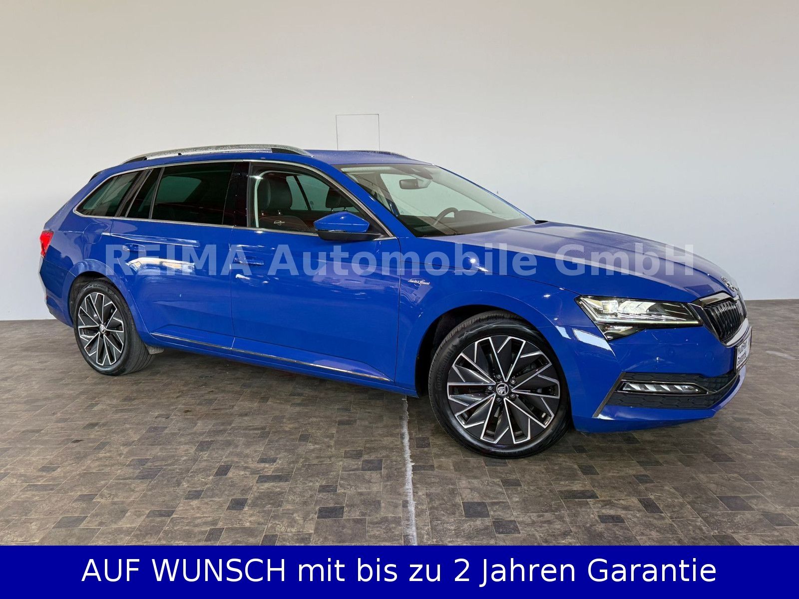 Fahrzeugabbildung SKODA Superb Combi L&K iV Hybrid, Matrix,SOH 94,1 %