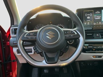 Fotografie 11 des Suzuki Swift 1.2 HYBRID Comfort+ NAVI Klimaautomatik