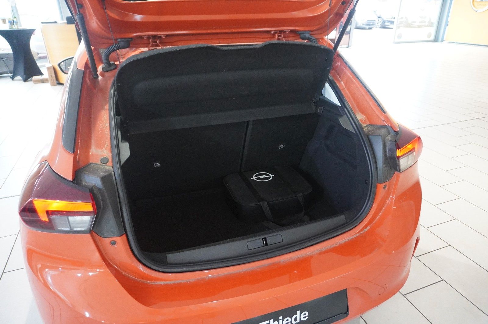 Fahrzeugabbildung Opel Corsa-e  EDITION 7,4kw/50kwh/Allwetter/