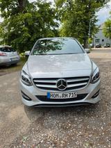 Mercedes-Benz B 220 d 4MATIC DCT Urban COMAND Online  - Mercedes-Benz B 220 von privat