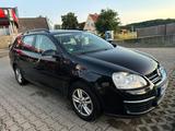Volkswagen VW Golf V Variant 1.9 - Volkswagen Golf aus 2008 mit Diesel-Antrieb: Kombi
