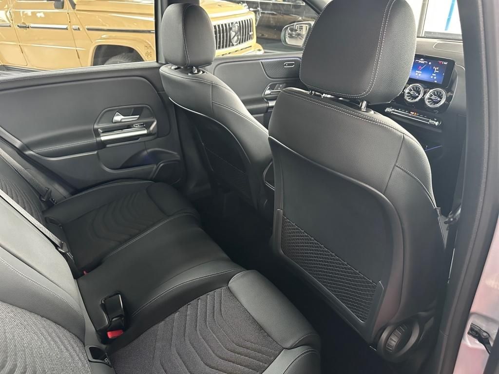 Fahrzeugabbildung Mercedes-Benz B 200 Progressive Navi LED Keyless SHZ Ambiente