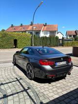 BMW 435d xDrive Coupé M Sport Automatik M Sport - graue BMW 435