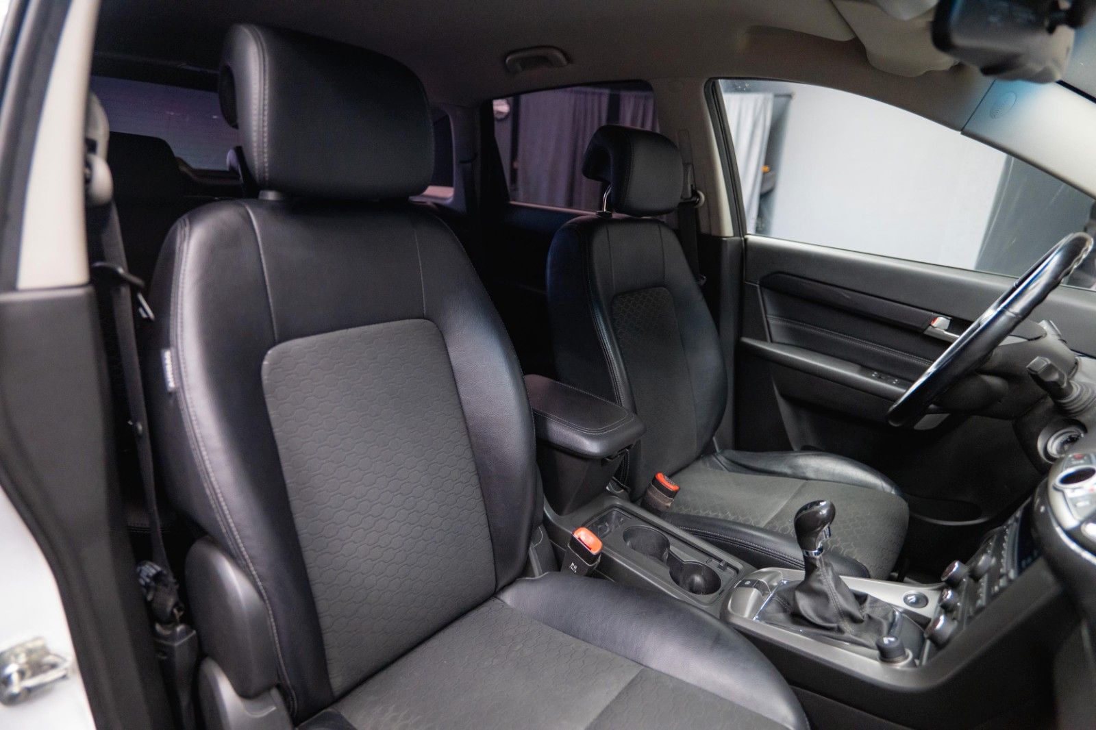 Fahrzeugabbildung Chevrolet Captiva 2.2 D LT+ 2WD Sport | 7 Sitze | 19 Zoll
