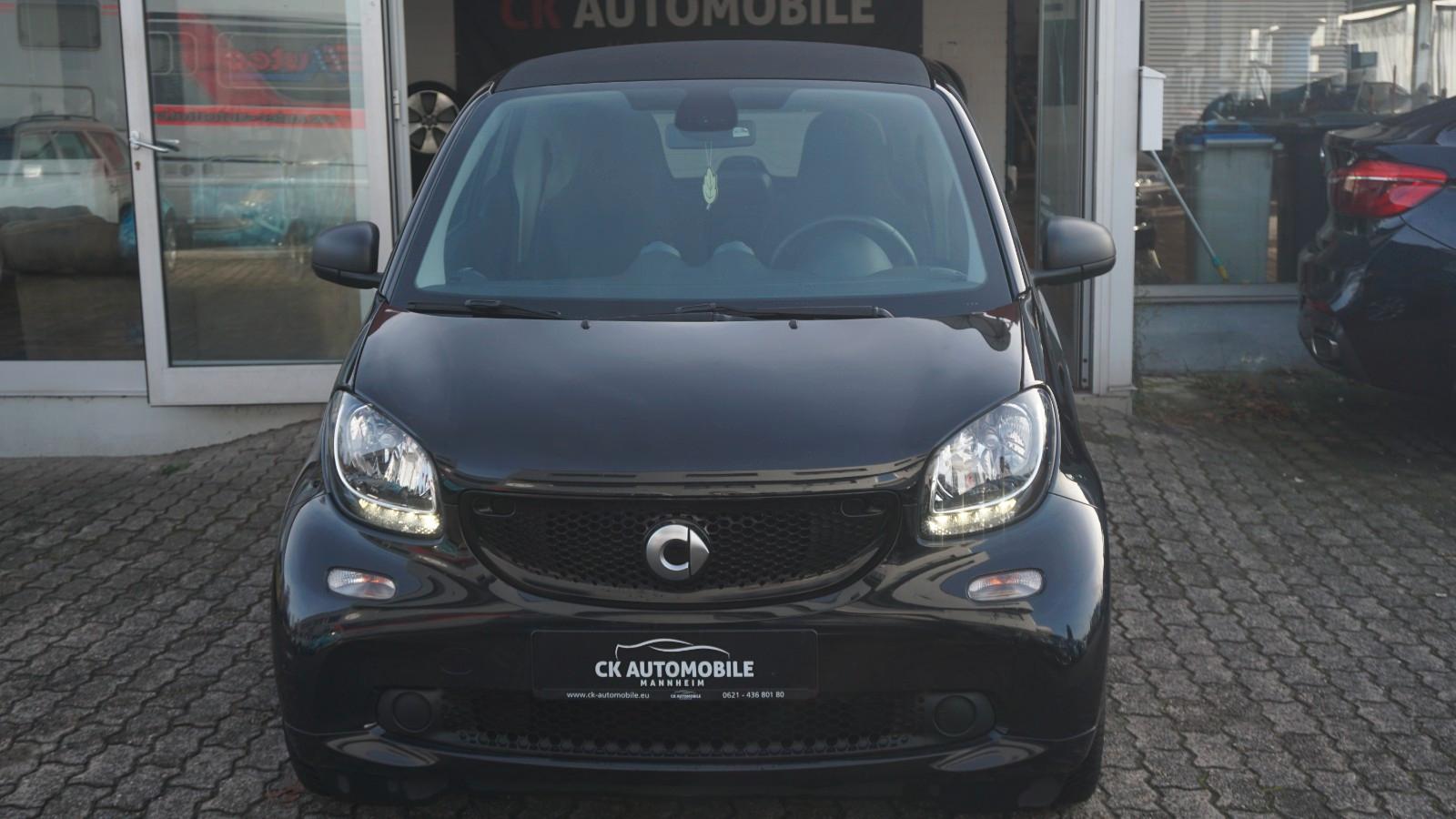 Smart ForTwo AUTOMATIK*TEMPO*SHZ*KLIMA*PDC*90PS!!!
