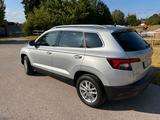 Skoda Karoq 2.0 TDI SCR DSG 4x4 Drive 125 - Skoda Karoq in München