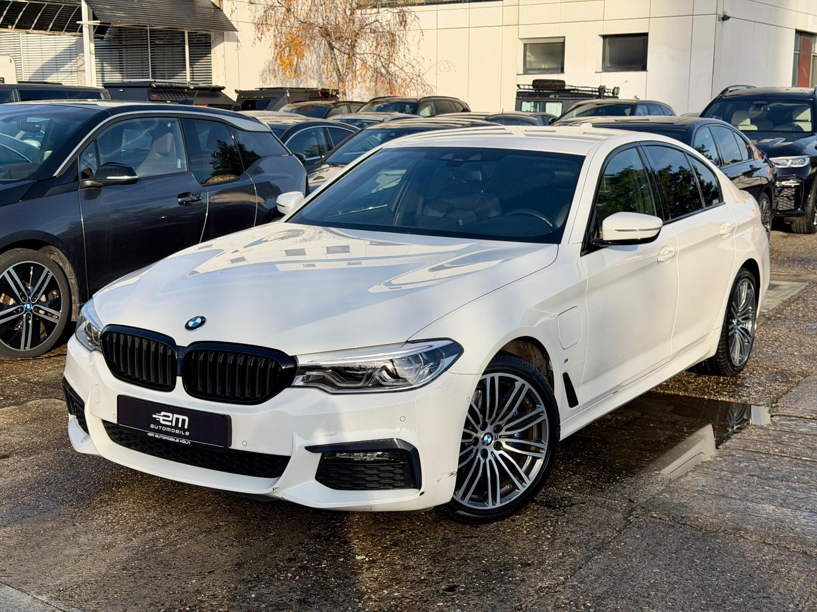 BMW 530e xDrive M Sport Shadow Leder LED Cockpit