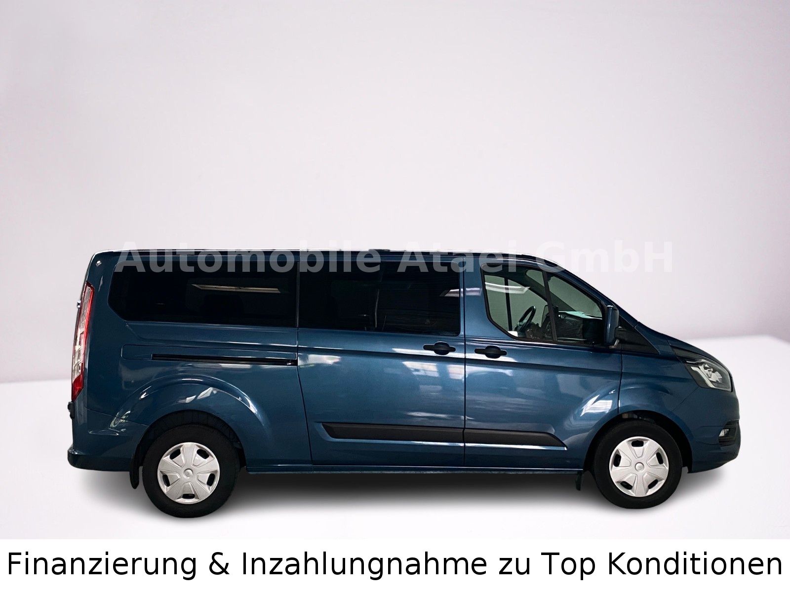 Fahrzeugabbildung Ford Transit Custom 340 L2H1 *9-Sitzer* NAVI (2794)