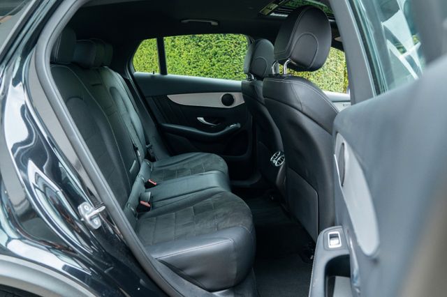 Mercedes-Benz GLC300 Coupe/ AMG LINE/ STANDH./ SPORT AGA/ LED