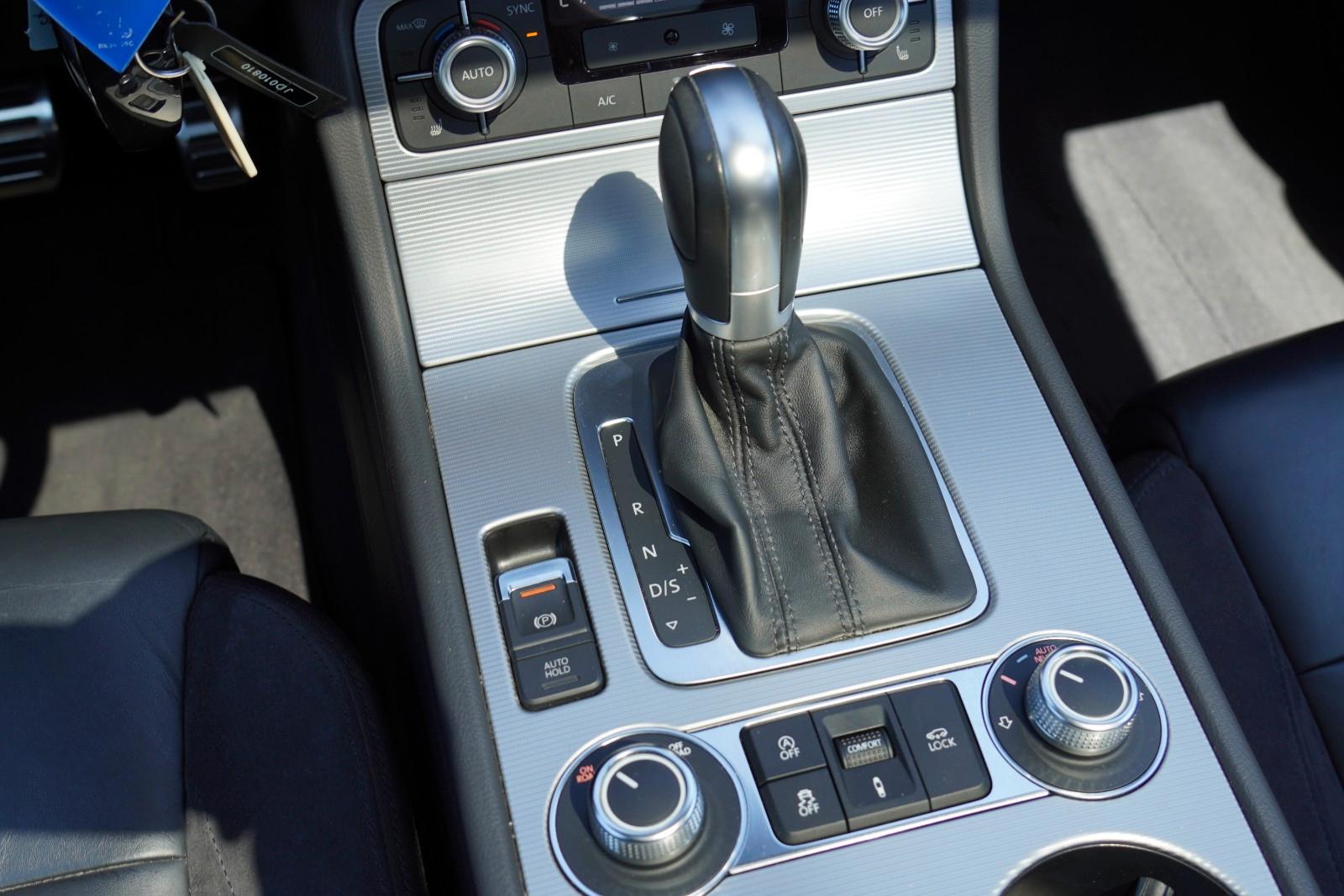 Volkswagen Touareg V6 TDI-R-line 4Motion +3 JAHRE GARANTIE