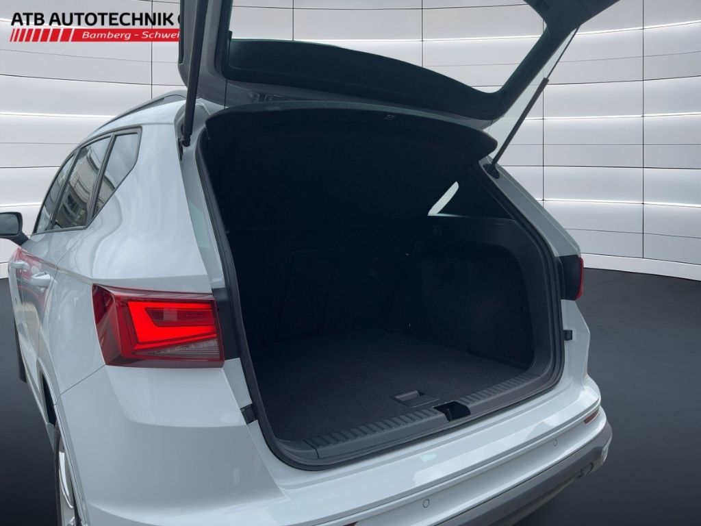 Fahrzeugabbildung SEAT Ateca FR, ACC, AHK, SHZ, RFK, PDC, NAVI, Apple C