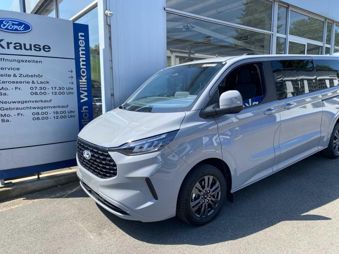 Ford Tourneo Custom 320 L2 Automatic Titanium 125kw