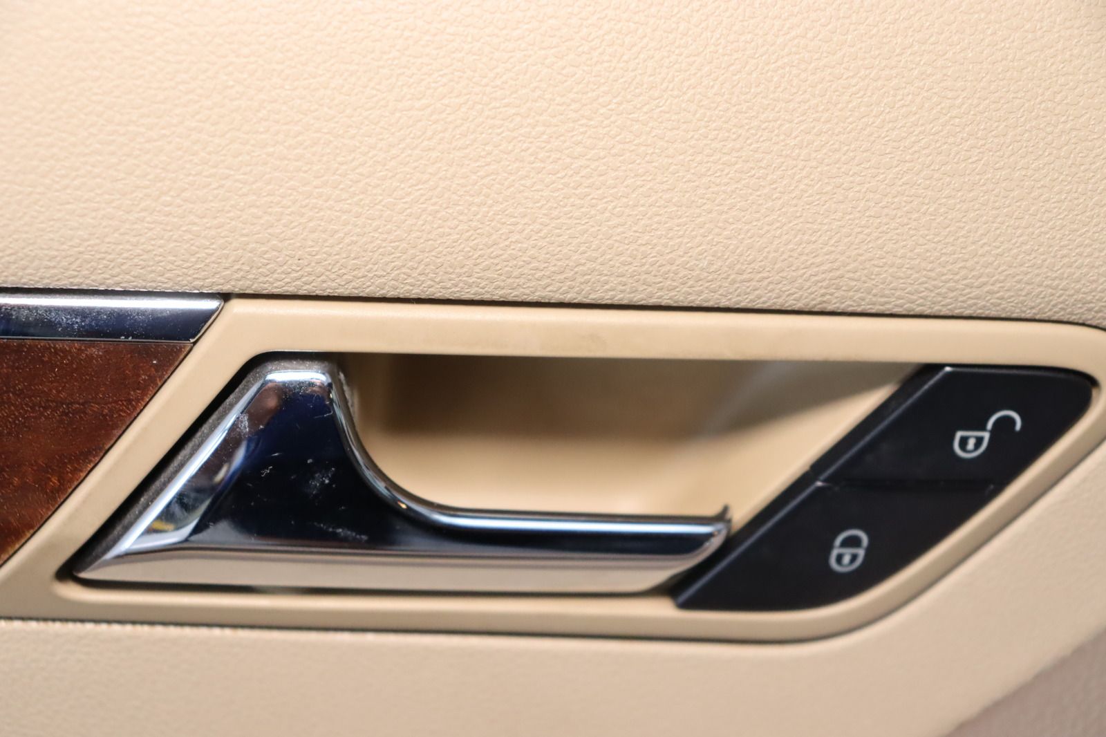 Fahrzeugabbildung Mercedes-Benz R 350 CDI 4MATIC lang * DIS * Pano * 7-Sitze