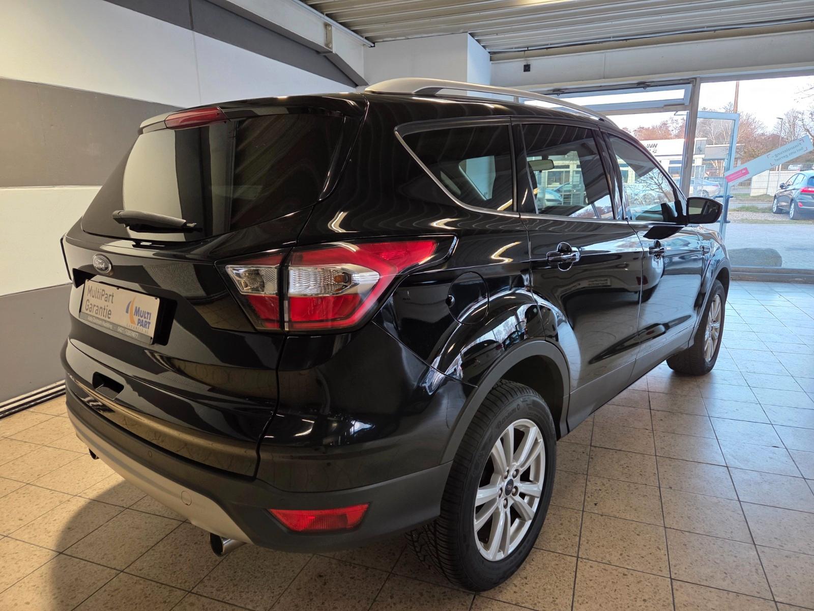 Ford Kuga Cool & Connect
