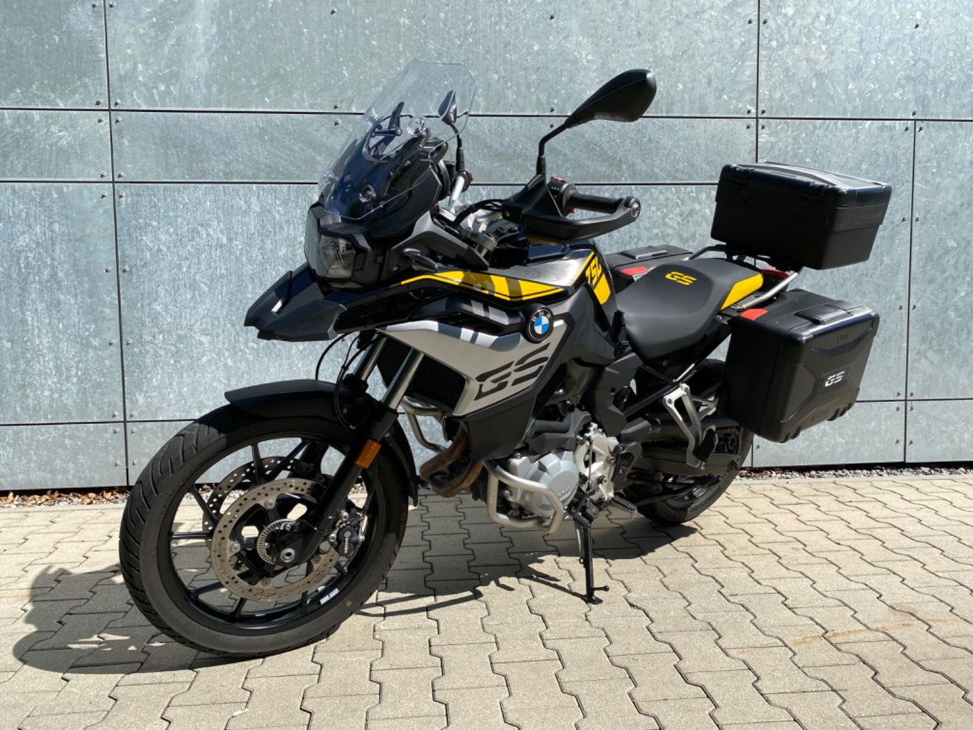 Fahrzeugabbildung BMW F 750 GS 40 Jahre Edition Topcase, Seitenkoffer