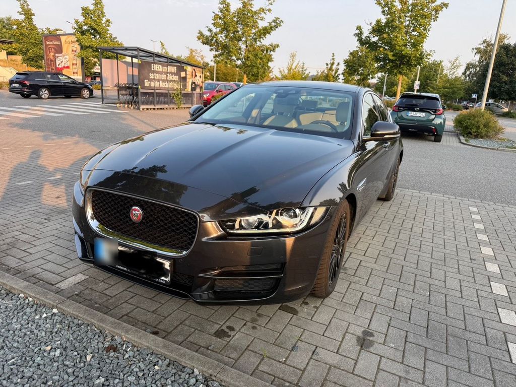 Image of Jaguar XE