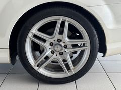 MERCEDES-BENZ C 350 CGI BlueEfficiency /AMG/Panorama/HarmanKar