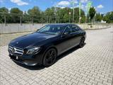 Mercedes-Benz E 400 4MATIC AVANTGARDE / AIRMATIC / DISTRONIC - Mercedes-Benz E 400: Limousine
