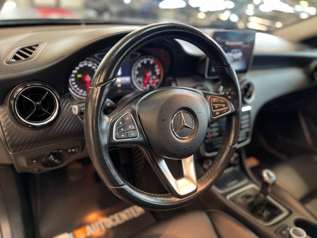 Mercedes-Benz GLA 180 *Kamera*PDC*Navi*Klima*Tempomat*