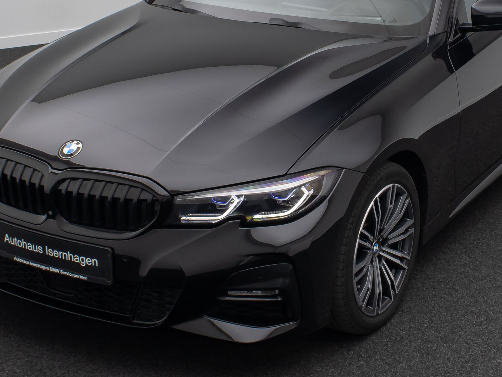 Fahrzeugabbildung BMW 320d xD M Sport DAB Laser Standhz 360°Individuai