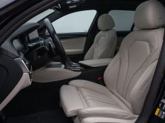 Foto Nummer 36: BMW 530e