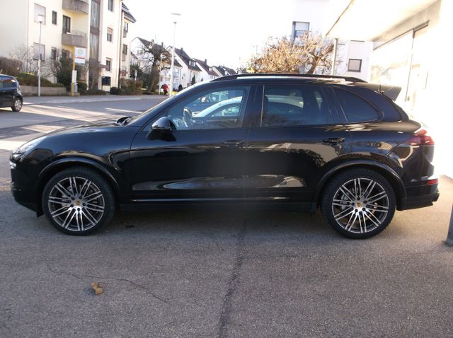 Porsche Cayenne S Diesel Platinum Edition/PANO/SITZBELÜF