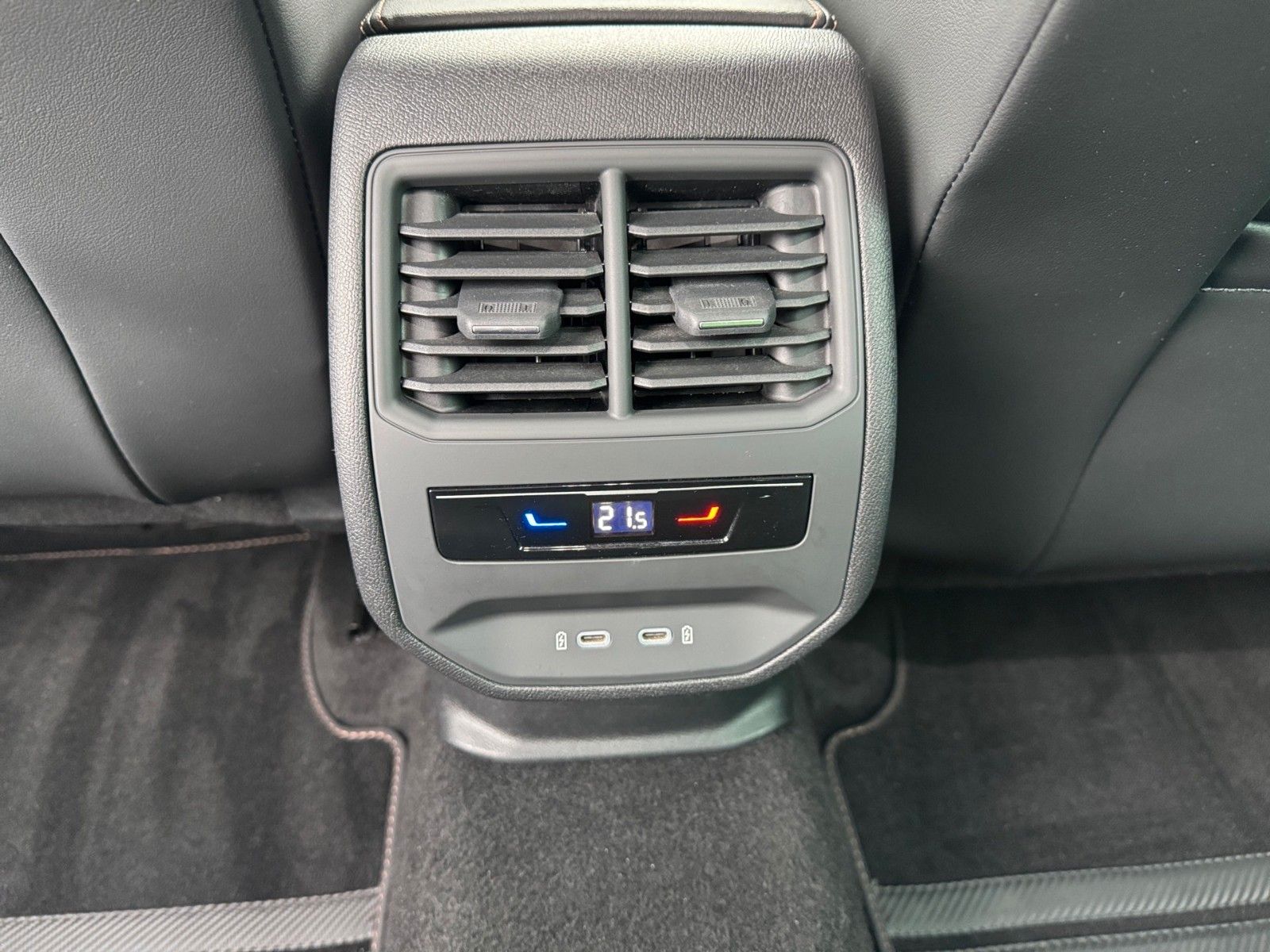 Fahrzeugabbildung CUPRA Formentor 1.5 TSI