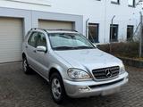 Mercedes-Benz Mercedes Benz Ml270 W163 Automatik AHK TÜV... - Mercedes-Benz ML 270: Von Privat