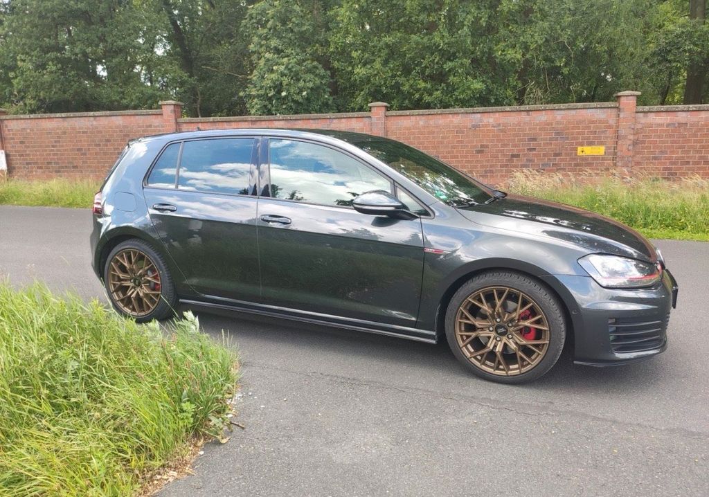 Image of Volkswagen Golf