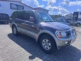 Mitsubishi Pajero 3.2 Diesel Elegance - Mitsubishi Pajero: Elegance