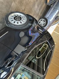 MYAUTOCENTER – Gebraucht- und Jahreswagen mit Werkstattservice in Pfaffenhofen Volkswagen up! black up! *Sitzh.*Navi*Klima*TÜV0428*