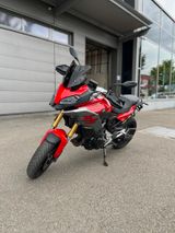 BMW F 900 XR - mit 1 Jahr Gewährleistung alle Pakete - Offers matching your search criteria