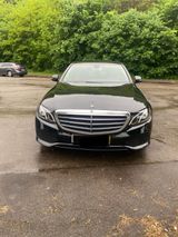 Mercedes-Benz E 220 d Autom. - - Mercedes-Benz E 220 mit Diesel-Antrieb: Taxi, Limousine