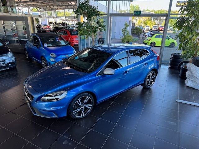 Fahrzeugabbildung Volvo V40 R Design RFK PDC KLIMA LED NAVI SHZ