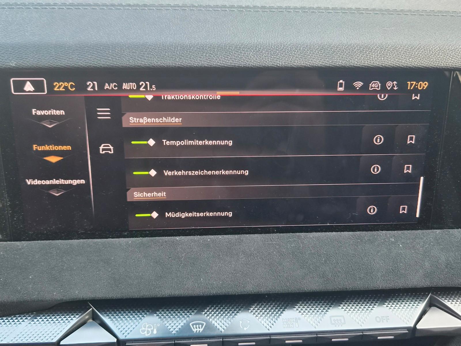 DS Automobiles DS4 E-TENSE 225 Performance Line Performance...