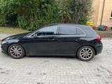 Mercedes-Benz A 180 - Progressive Line | 8-fach bereift  - Mercedes-Benz A 180: Progressive
