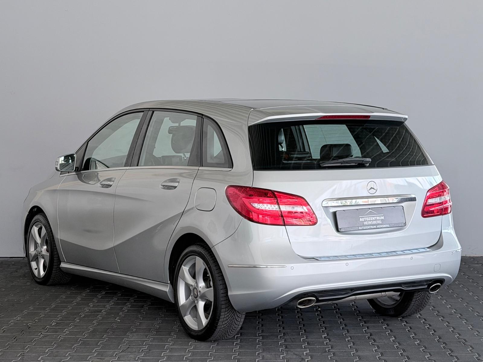 Mercedes-Benz B 200 Automatik Navi|Panorama|SHZ