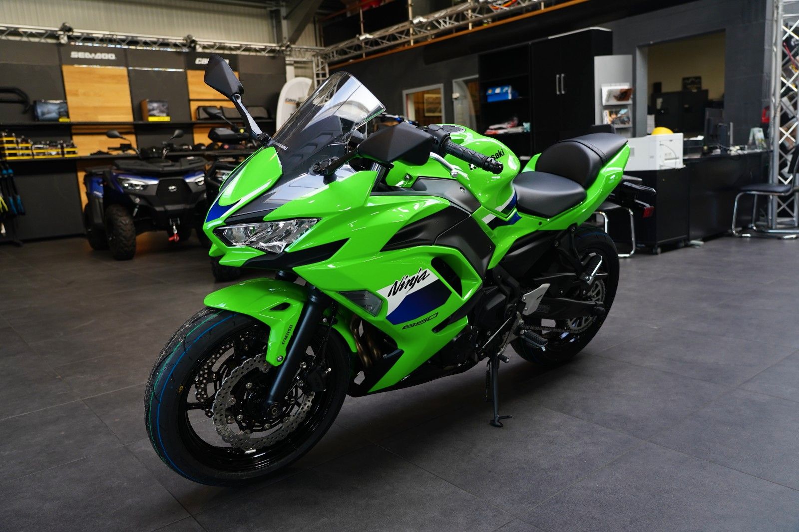 Fahrzeugabbildung Kawasaki Ninja 650   (Model 2026)