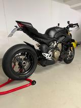 Ducati Streetfighter V4S - Ducati Motorräder in Frankfurt