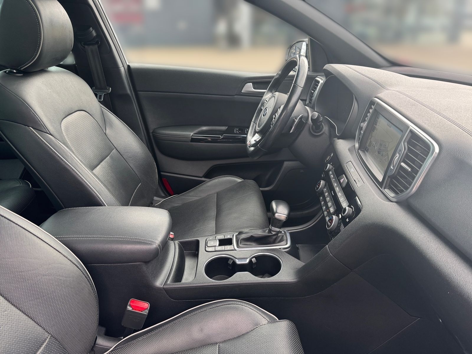 Fahrzeugabbildung Kia SPORTAGE 2.0D 185 AWD AT GTLINE GD TECH LED