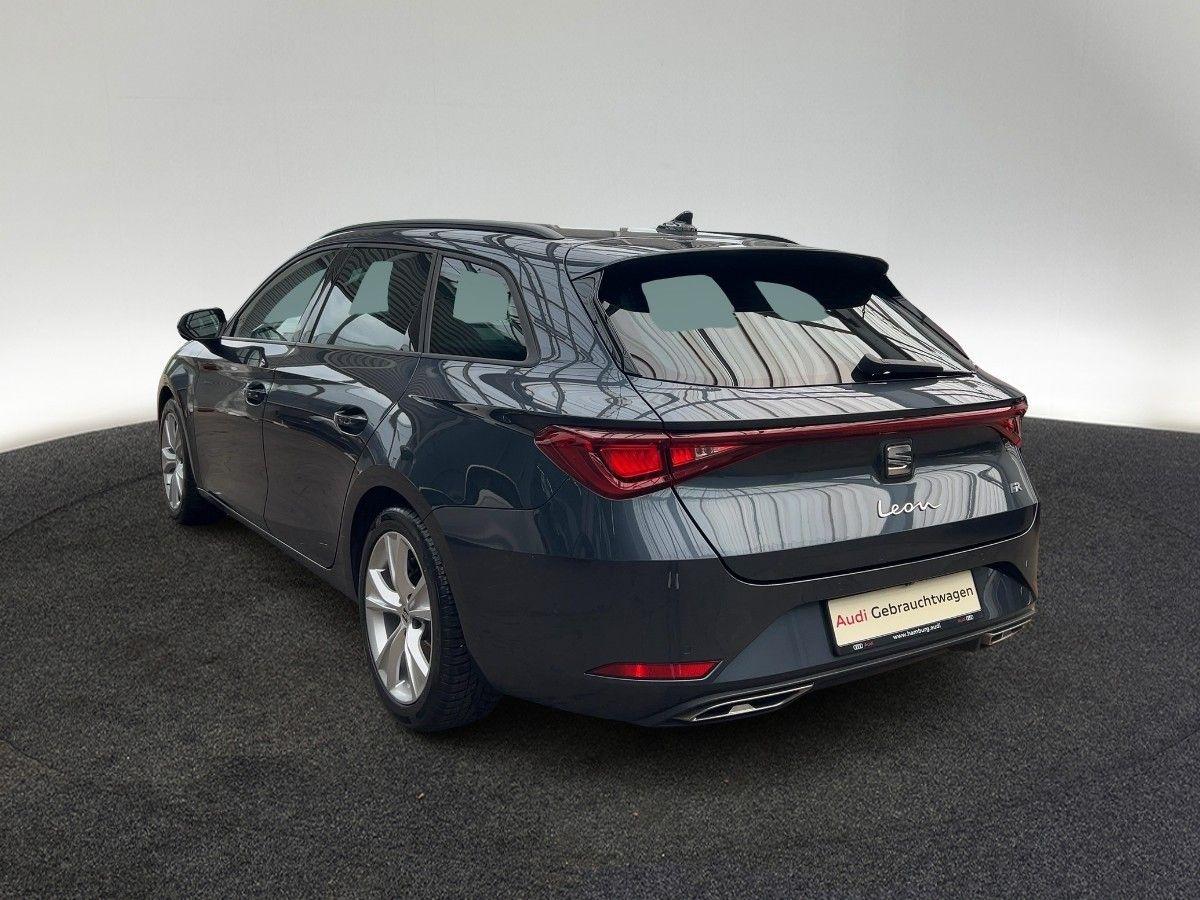 Seat Leon Sportstourer 1.5 eTSI FR DSG Kamera Sitzhzg