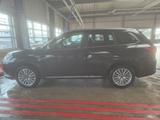 Mitsubishi Plug-in Hybrid Outlander - schwarze Mitsubishi Plug-in Hybrid Outlander