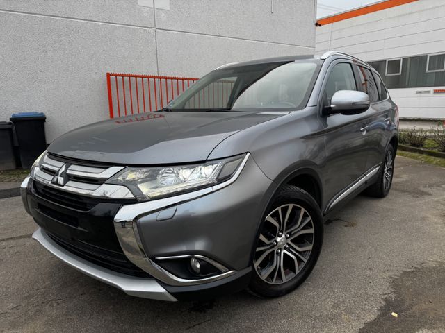 Mitsubishi Outlander Diamant Edition Navi Automatik Euro 6