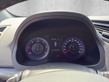 Hyundai i40 cw 1.7 CRDi Trend blue +Navi+SHZ+PDC+LM+AUT